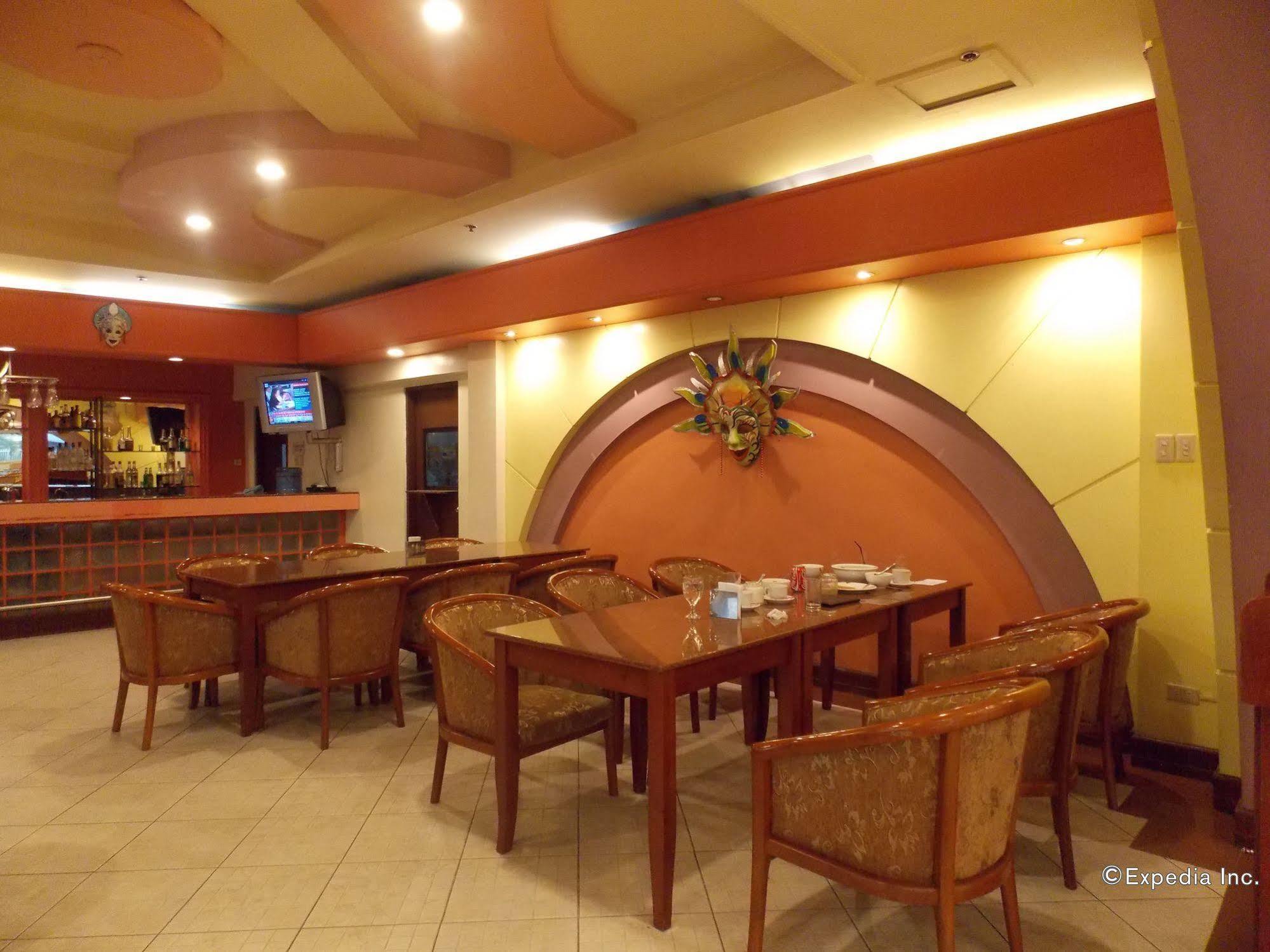 Grand Regal Hotel Bacolod Exterior photo