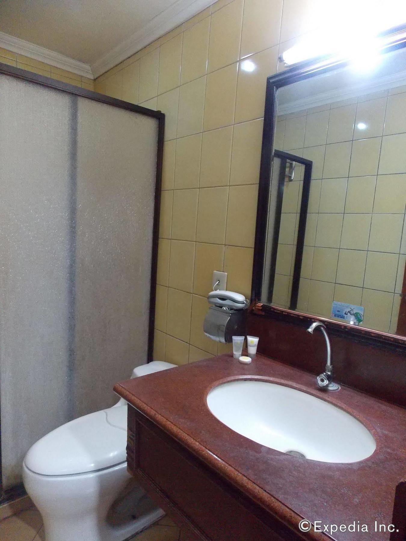 Grand Regal Hotel Bacolod Exterior photo
