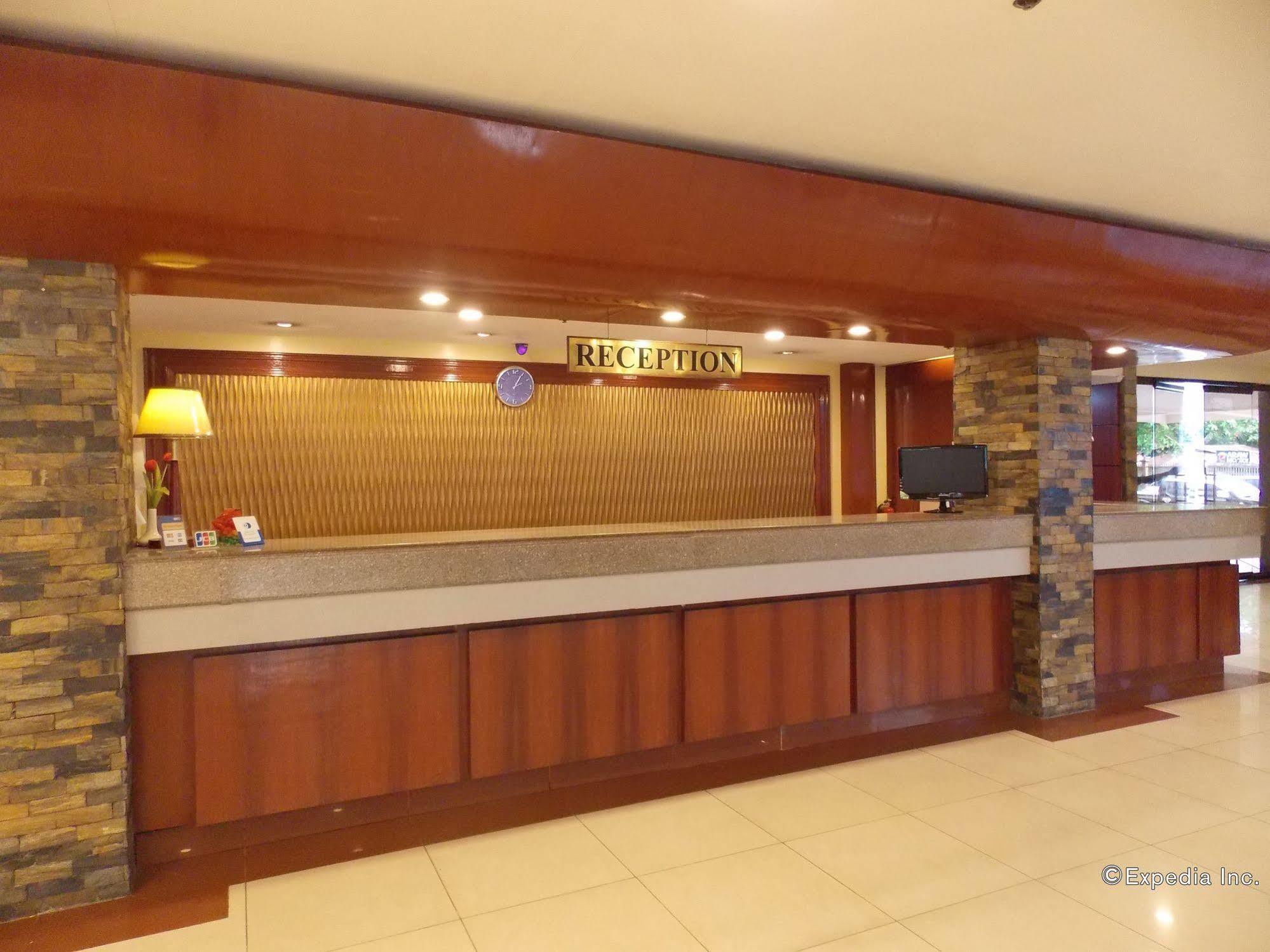 Grand Regal Hotel Bacolod Exterior photo